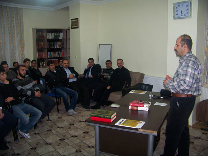 tatvan-tarih-bilinci-seminer-(4).20121222130429.jpg